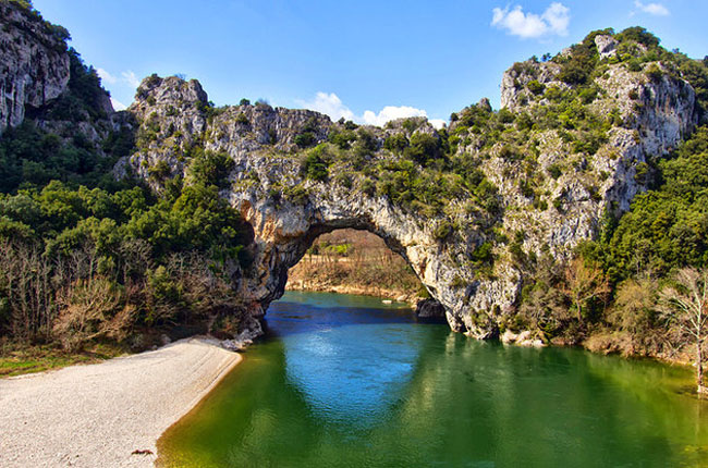 pont-d-arc image